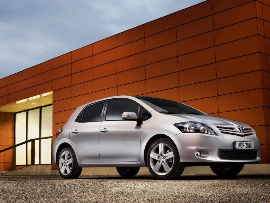 Toyota Auris 5-Door 2010 года  (фото 14 из 27)